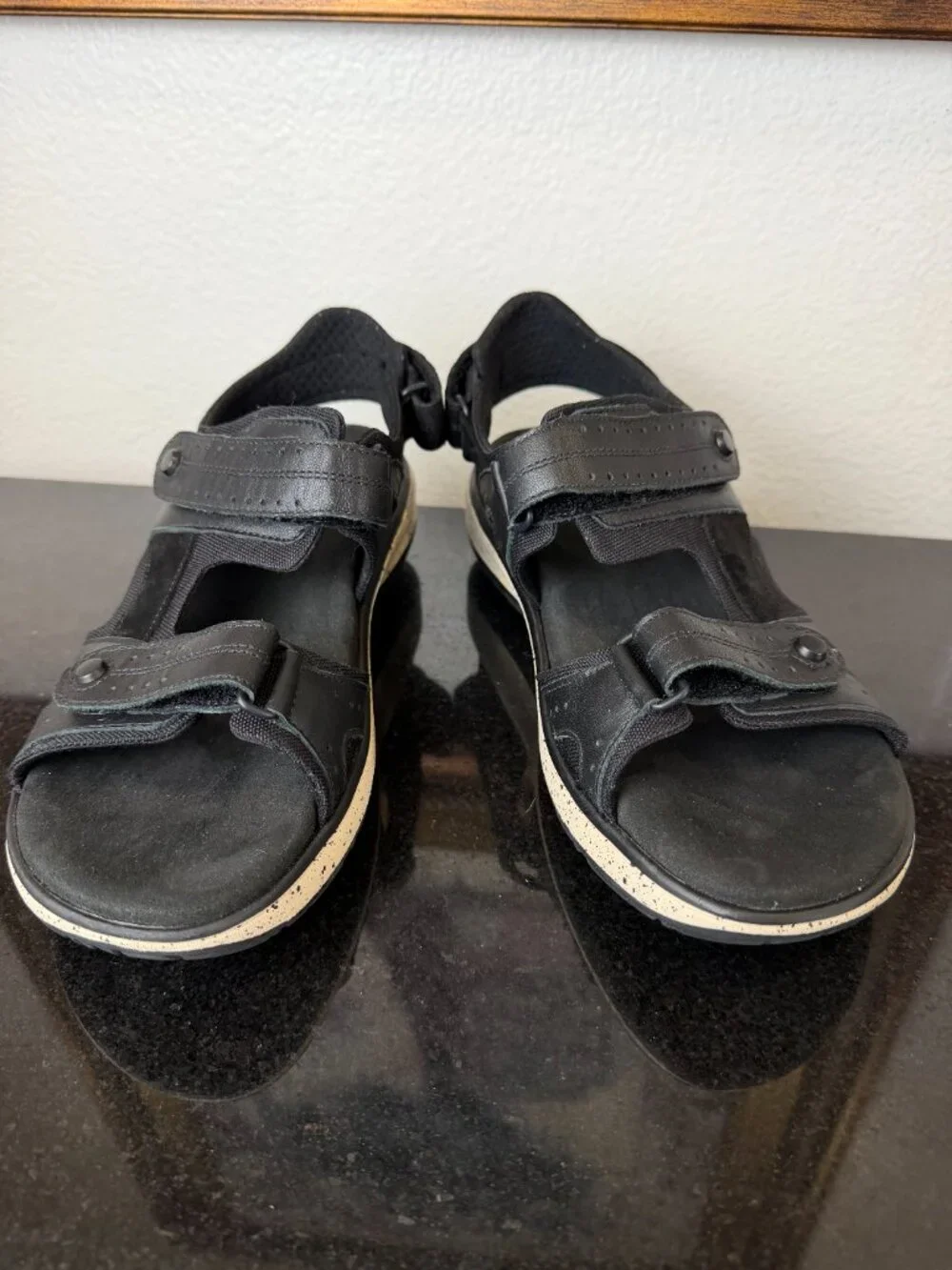 SAS Maverick Sport men’s Black‎ Leather Sandals size 10N